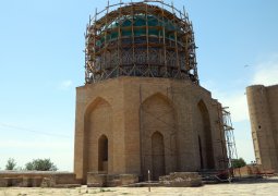 Мавзолей Ходжа Ахмета Яссауи до сих пор находится на реставрации