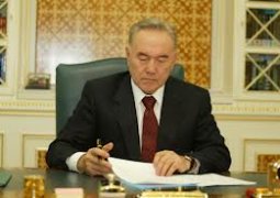 Назарбаев утвердил поправки в бюджет на 2013-2015 годы