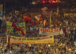 Число протестующих в Бразилии превысило миллион (ВИДЕО)