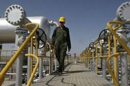 Нефтяные компании начали выводить свой персонал из Египта