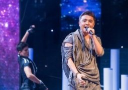 В первый день "Новой волны-2013" казахстанский певец ADAM занял 9 место (Видео)