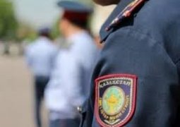 Адвоката и его дочь избили стражи порядка Алматы