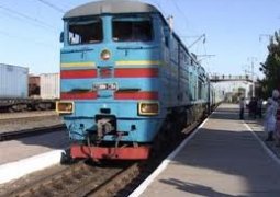 В Алматы столкнулись два поезда