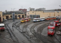 В Павлодаре разобрали трамвай, чтобы найти утерянные золотые коронки пассажирки