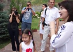 Итальянские депутаты приехали в Алматы, что бы посмотреть, как живет Алма Шалабаева