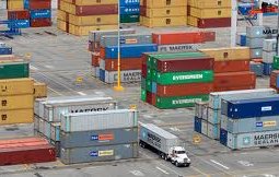 Экспорт казахстанских товаров составил рекордные $1,8 млрд