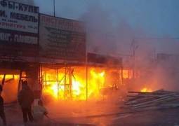 Пожар на рынке близ Алматы: погибли 2 человека