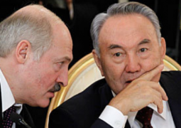 Президенты Белоруссии и Казахстана возглавили рейтинг доверия главам государств СНГ
