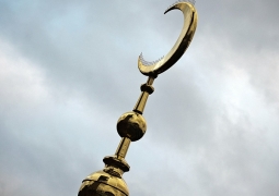 В ВКО строители мечети разглядели в небе слово "Аллах" (ВИДЕО)