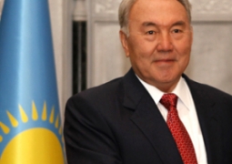В преддверии Дня Независимости Нурсултан Назарбаев вручил госнаграды министрам и акимам