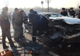 В Алматы легковушка вылетела на «встречку», пострадали четыре человека