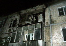 В Усть-Каменогорске мужчина вынес из пожара пенсионерку и годовалого ребенка