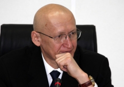 Болат Жамишев прокомментировал избиение секретарши главой территориальной земельной инспекции Акмолинской области