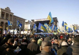 Майдан принял манифест, а забастовка начнется после праздников