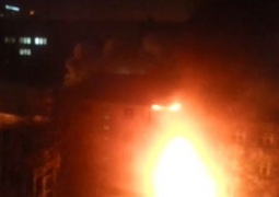 В Алматы в новогоднюю ночь произошел сильный пожар (ВИДЕО)