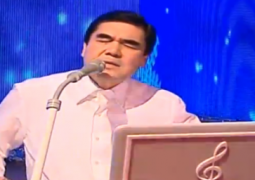 Президент Туркменистана выступил на концерте (ВИДЕО)