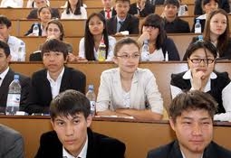 На 25% увеличится стипендия студентов в Казахстане