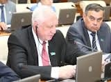 Депутаты не хотят видеть Жириновского и Лимонова в Казахстане