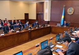 Ахметов поручил обеспечить неукоснительное исполнение поручений президента, озвученных 14 февраля