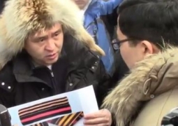 В Алматы прошел мирный пикет в поддержку Украины