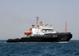 Российские военные затопили еще один корабль в озере Донузлав в Крыму