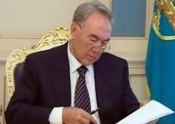 Украинцы написали письмо Назарбаеву