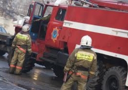 В Астане горела школа, пожар тушили 14 машин