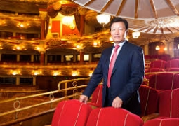 Казахов в "Астана-Опера" лишают работы за незнание ... русского, и официальный ответ директора!