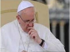 Папа Римский извинился за священников-педофилов