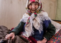 Опиум, варежки и рельсы. Что помнит самая старая жительница планеты, живущая на Иссык-Куле