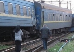 Пассажирский поезд сошел с рельсов в Атырауской области