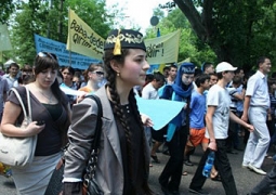 Крымские татары готовы выйти на митинги, несмотря на запрет проводить массовые акции