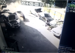В Шымкенте водитель сбил пешехода и разбил пять машин (ВИДЕО)