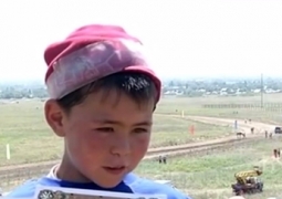 Восьмилетний жокей получил джип от акима Алматы