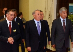 Нурсултан Назарбаев посетил новый административно-гостиничный комплекс «Хилтон»