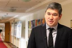 Защита экс-вице-министра Шаяхметова заявила отвод представителю МОН в связи с его родственными отношениями с судьей