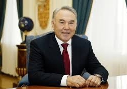 Нурсултан Назарбаев поздравил казахстанцев с приближающимся праздником Ораза айт