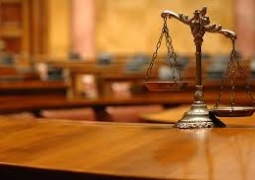 Британский судья уснул во время заседания по делу об изнасиловании ребенка