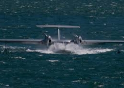Самолет совершил аварийную посадку на воду в Каспийском море