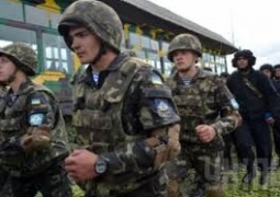 Киев хочет вернуть военных из-за границы для отправки в Донбасс