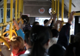 В Алматы посчитали «зайцев» в муниципальных автобусах