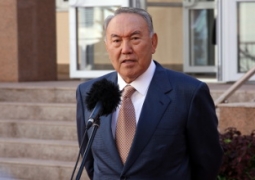 Нурсултан Назарбаев поздравил школьников с 1 сентября