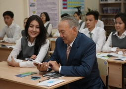 Нурсултан Назарбаев дал совет школьникам, как правильно выбрать профессию