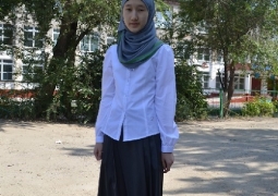 Ученице семейской Назарбаев школы разрешили посещать уроки в хиджабе
