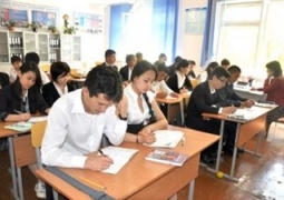 35 тыс. выпускников казахстанских школ ежегодно пополняют армию безработных, - МОН