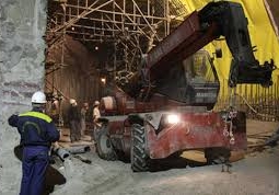 В Алматы строители метрополитена повредили водопровод 