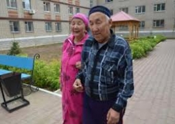 Более 7 тыс. пожилых казахстанцев живут в домах престарелых, - Нурсултан Назарбаев