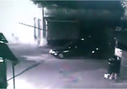 Камеры видеонаблюдения зафиксировали взрыв в кафе в Алматы (ВИДЕО)