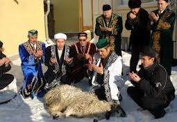 В России попросили сократить поголовье приносимого в жертву скота в связи с совпадением Курбан айта с Днем защиты животных