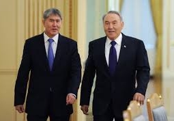 Нурсултан Назарбаев встретился в Минске с кыргызским коллегой